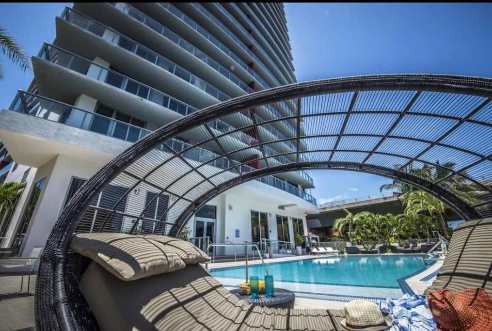 Miami Beach 1B/1B Incredible View Apartment With Kitchen Hallandale Beach Exterior photo